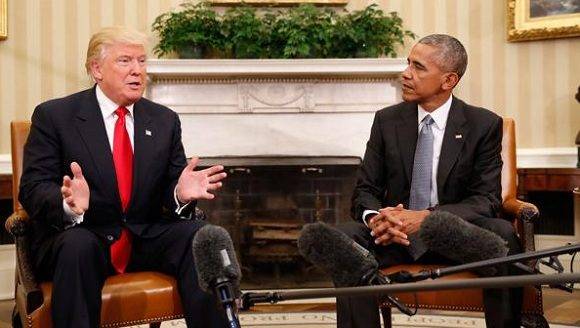 El presidente electo, Donald Trump, se reune en la Casa Blanca con el mandatario, Barack Obama. Foto: AP.