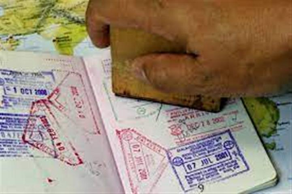La Repubblica Dominicana stabilisce nuove regole per i cubani in transito o in transito